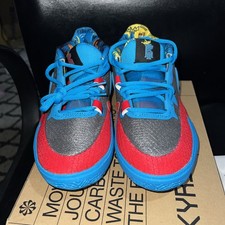 Kyrie 8 Go SE Black/Tour Yellow Blue And Red Size 4Y