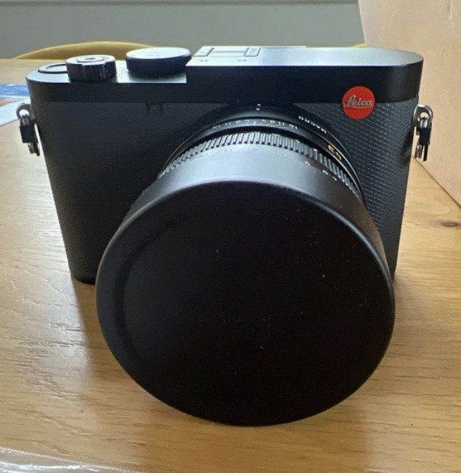 Cameras & Photo representative listing