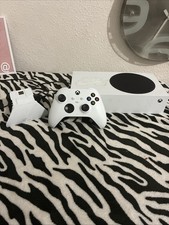 Microsoft Xbox Series S 512GB White Controlle...
