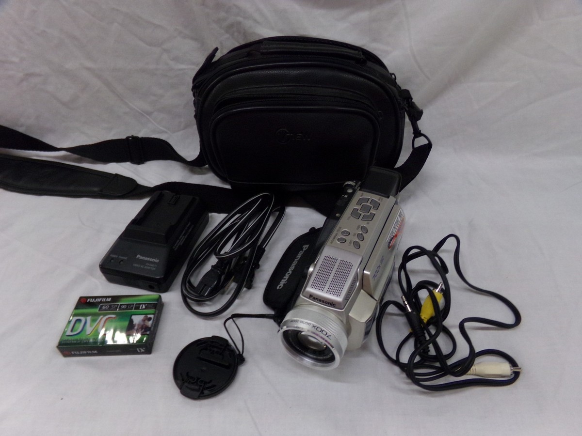 Panasonic Palmcorder PV-DV53D 700x Digital Zoom Camcorder w