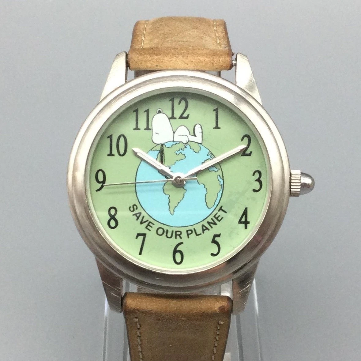 Avon Vintage 2005 watch,green,blue, and silver bracelet. It needs a new battery. Avon 2005 Birthstone Sparkling Ring Watch Blue Silver Blue  main image 3