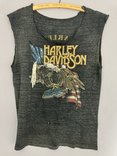 Vintage Harley Davidson Motorcycle DISTRESSED T-shirt Tank Top 3D Emblem 80s