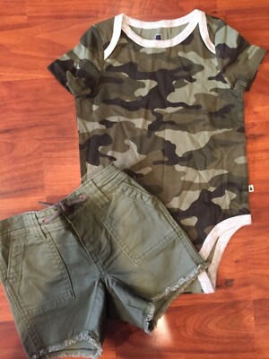 18 24 M Baby Gap 2pc Set Verde Camuflaje Traje Niño Pantalones cortos de  mezclilla Conjunto Nuevo con etiquetas | eBay