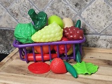19 Assorted Pretend Play Kitchen Fruits And Veggies With Rack