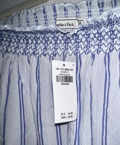 Abercrombie & Fitch White and Blue Striped Off the Shoulder Top Size Medium - 第 5/5 張圖片