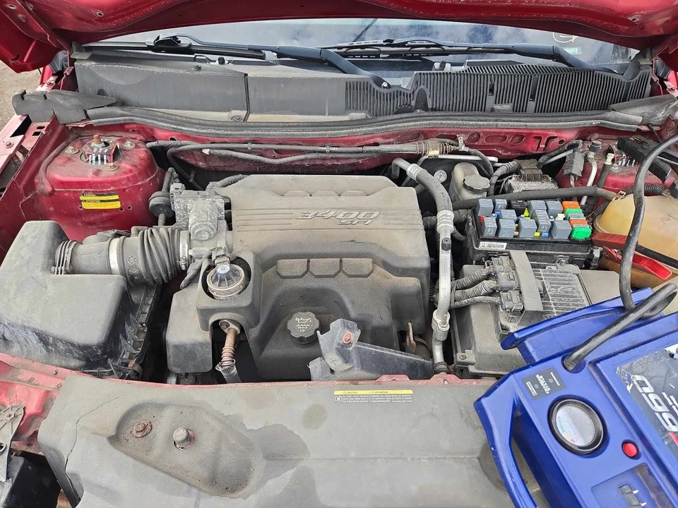 Alternador usado compatible con: Pontiac Torrent ID 2006 15812949 grado A Foto 4 de 4