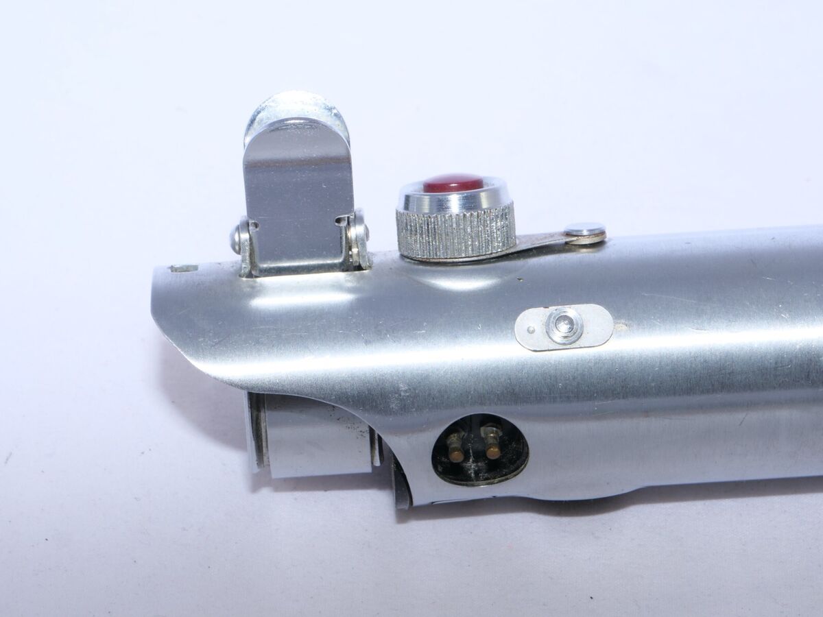 Vintage Graflex 3 Cell flash gun, Star Wars Lightsaber, 100 Vintage Graflex 3 Cell flash gun, Star Wars Lightsaber, 100