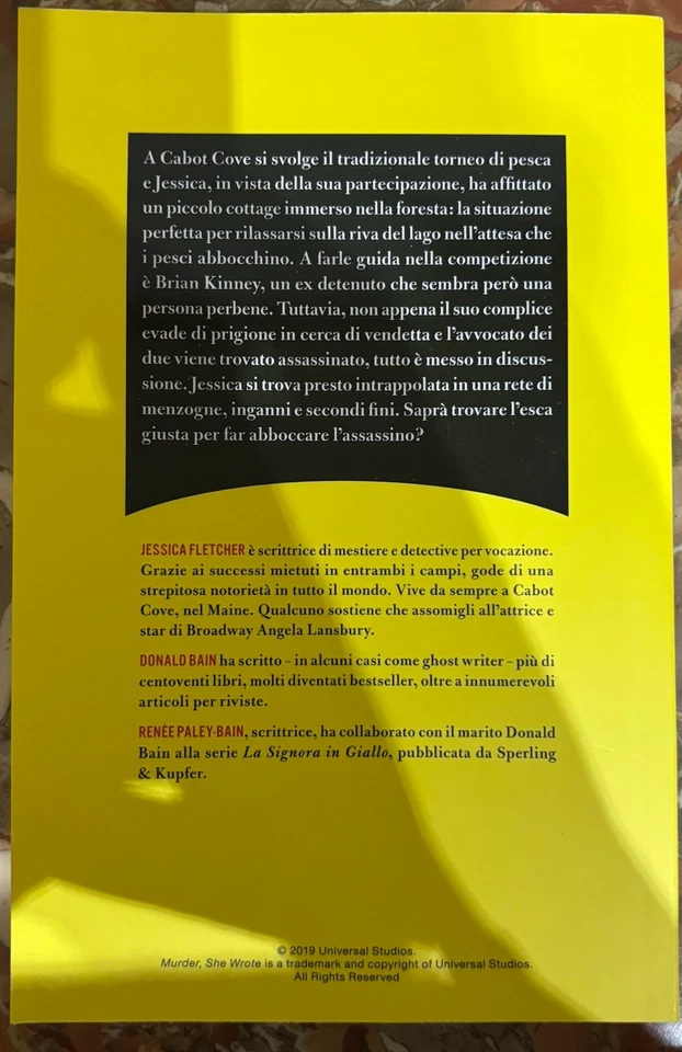 La Signora In Giallo - Libro UN ASSASSINO ALL’AMO - Immagine 2 di 2
