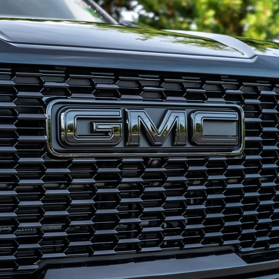 Juego 2 rejillas traseras negras emblema GMC para 2021-2024 Yukon Gloss 84729912 OEM Foto 2 de 4