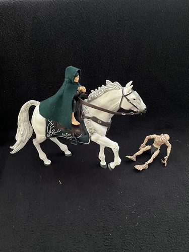2001-03 Lord Of The Rings Frodo On Arwen’s Horse & Gollum Action Figures - Picture 2 of 14