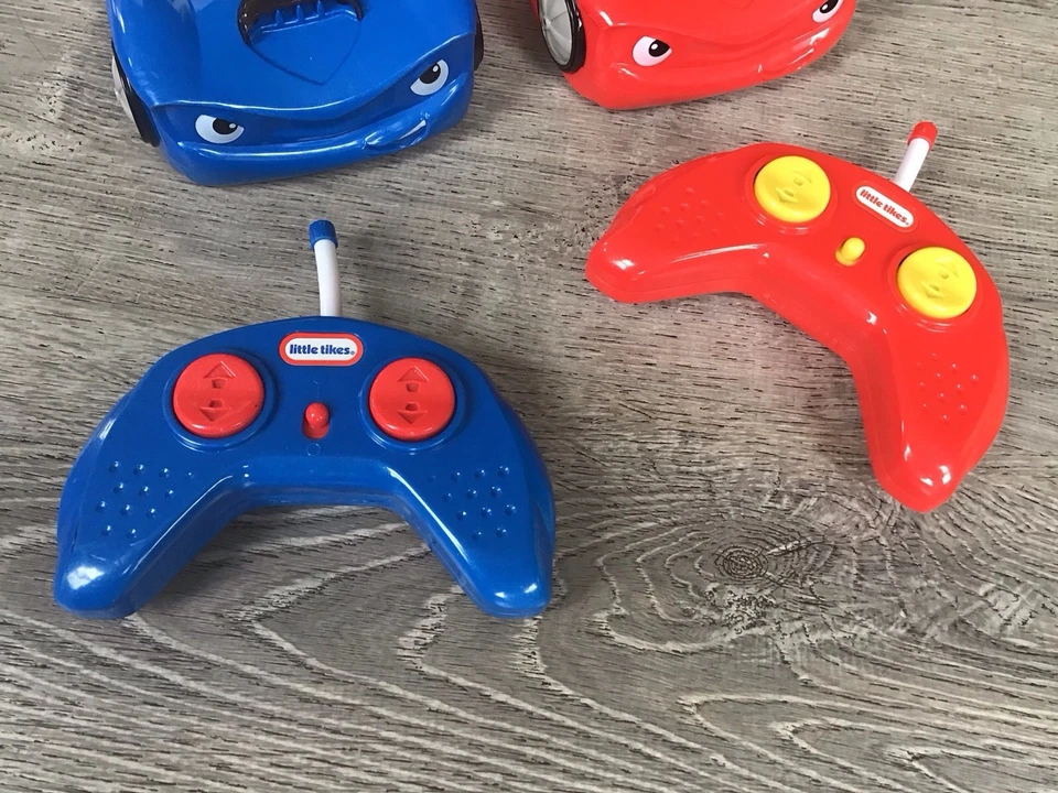 Little Tikes Remote Control Bumper Cars RC Wheelz Set of 2 Red Blue No Drivers - Image 2 of 4