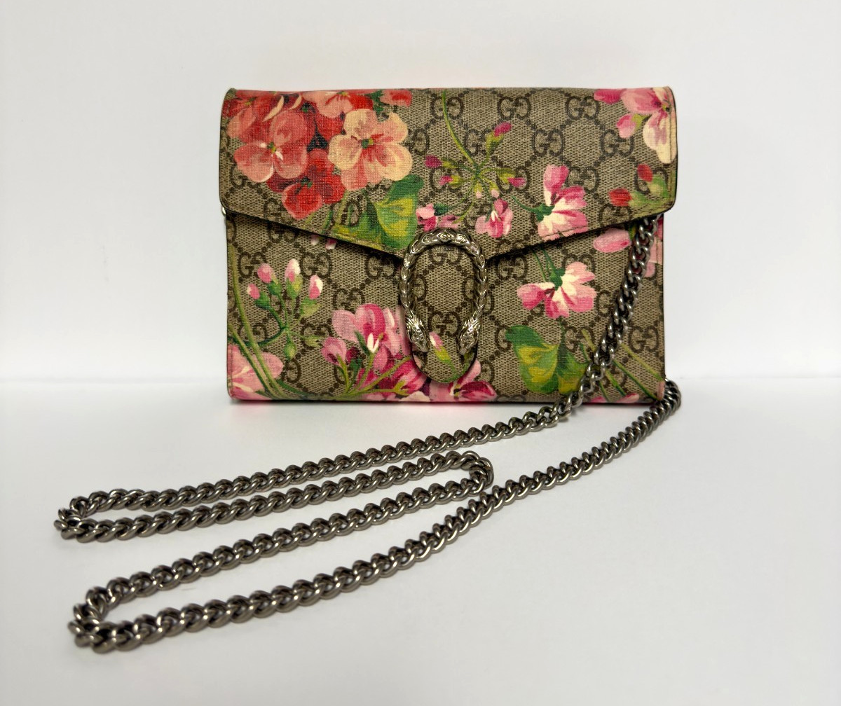 Gucci GG Supreme Blooms Portafoglio Catena Dioniso in Rosa Secca e Rose Multicolore