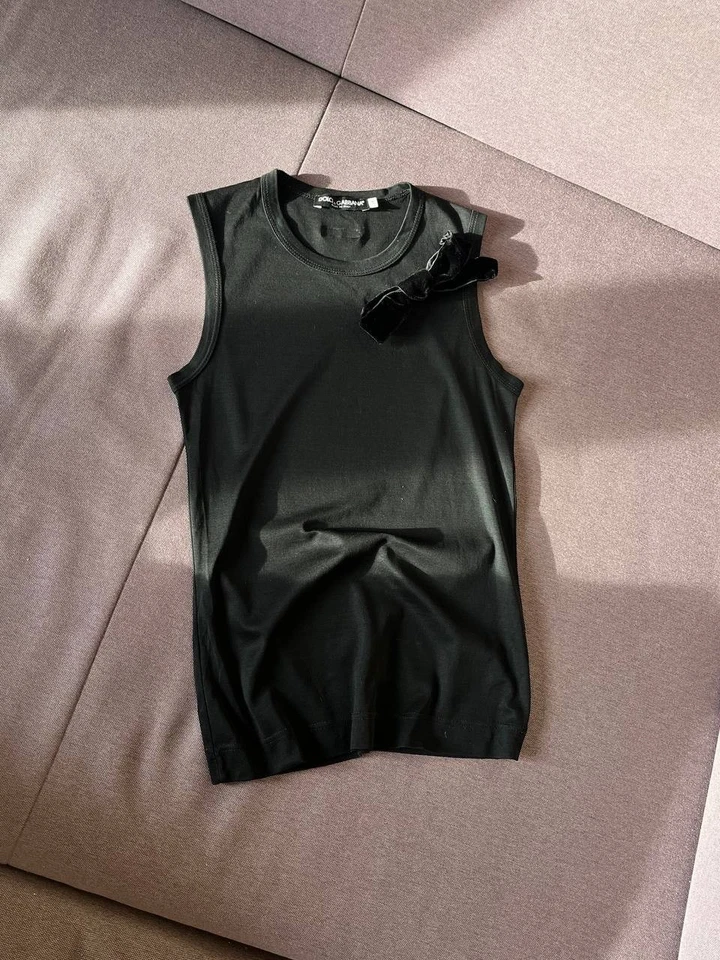 Camiseta sin mangas Dolce Gabbana con lazo de terciopelo para mujer Y2K talla S Foto 4 de 4