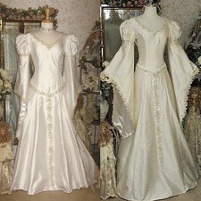 Flare Wedding Dress Puff Ruched A-Line Vintage Satin Bridal Gowns With Gold Lace