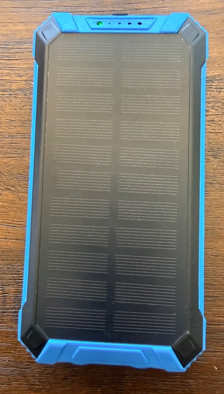 NEW Niffpd Solar Power Bank Blue