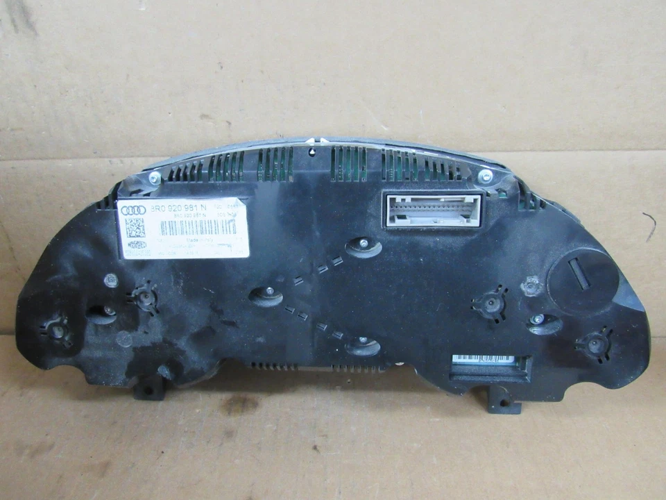 Cuadro medidor velocímetro instrumento Audi Q5 2013 2014 2015 2016 OEM 8R0920981N Foto 2 de 4