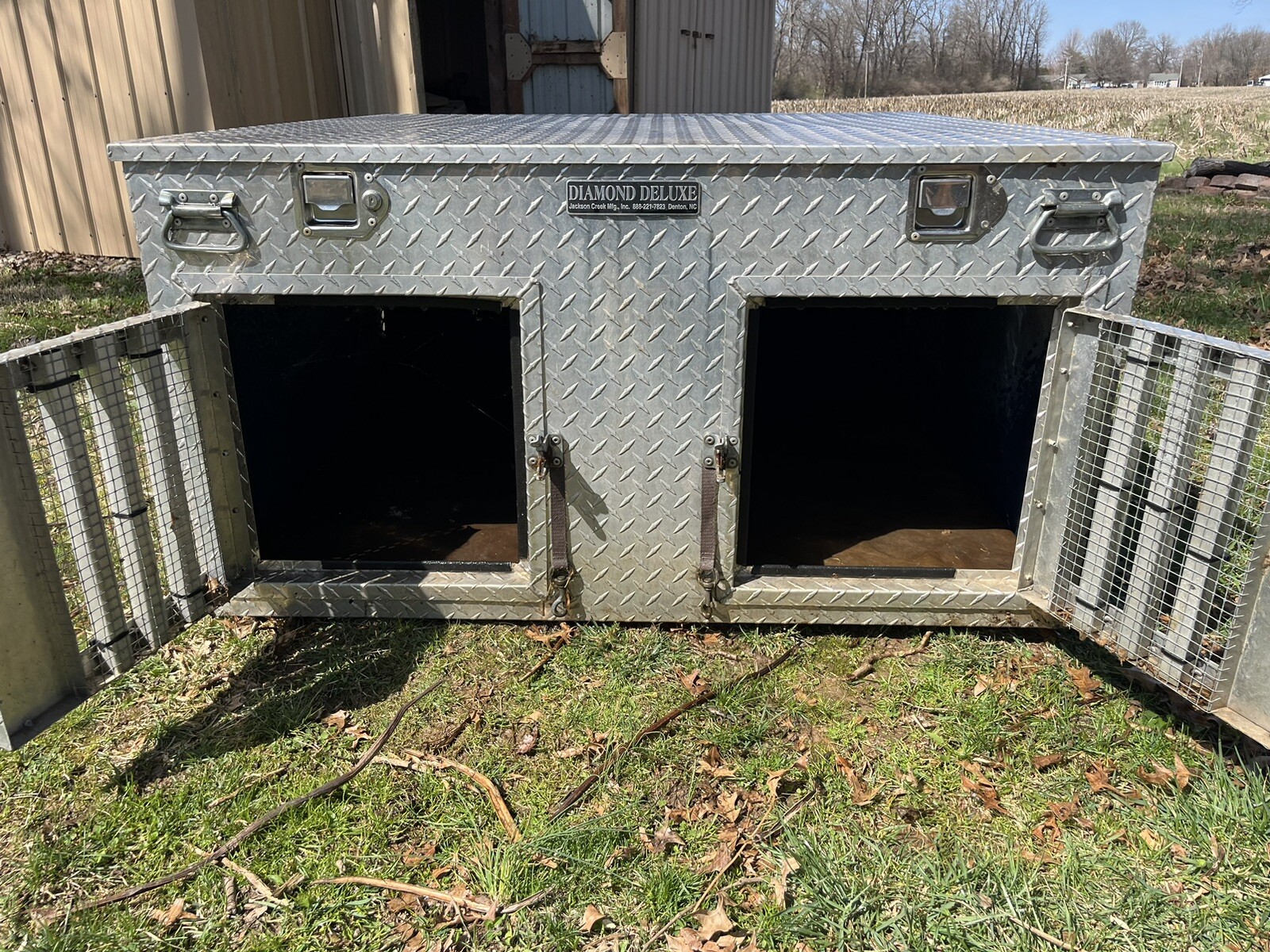 Diamond Deluxe hunting dog box for truck eBay