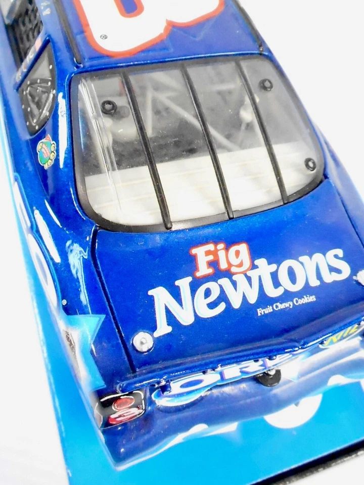 1:24 ACTION 2002 #3 OREO RITZ  DALE EARNHARDT JR - Image 4 of 4