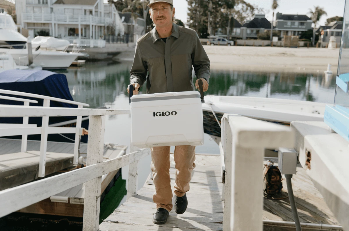 Igloo 25 quart store marine cooler