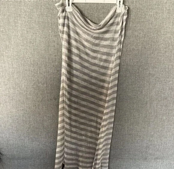 Bufanda rectangular grande multifuncional a rayas gris blanco unisex Claudio Cutuli Foto 2 de 4