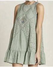 Umgee Mini Dress Size Medium Lace Crochet Ruffle Hems Sleeveless Back Keyhole