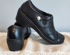 Clarks Women's Channing Ann Black Leather Loafers Size 7 Slip-On Casual