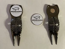 (1) Gozzer Ranch Golf & Lake Club Crosshairs Divot Tool & 1" Coin Golf Marker