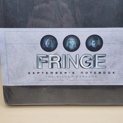 洋書 FRINGE September 's note ENGLISH Fringe : September's Notebook by Tara Bennett (2013, Hardcover