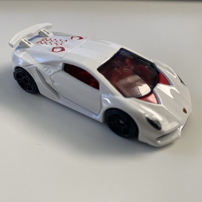 Hot Wheels LAMBORGHINI SESTO ELEMENTO - EXOTICS 4/10