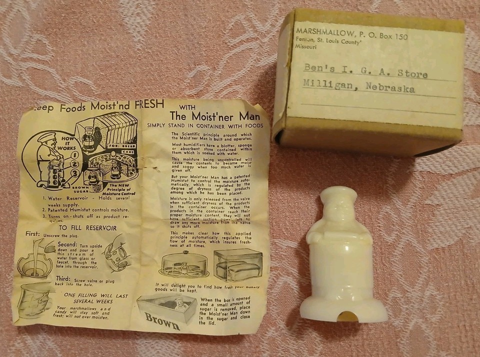 A 1940s bread moistener shaped like a little baker man — a genuinely rare, whimsical piece of kitchen Americana that doubles as folk art.