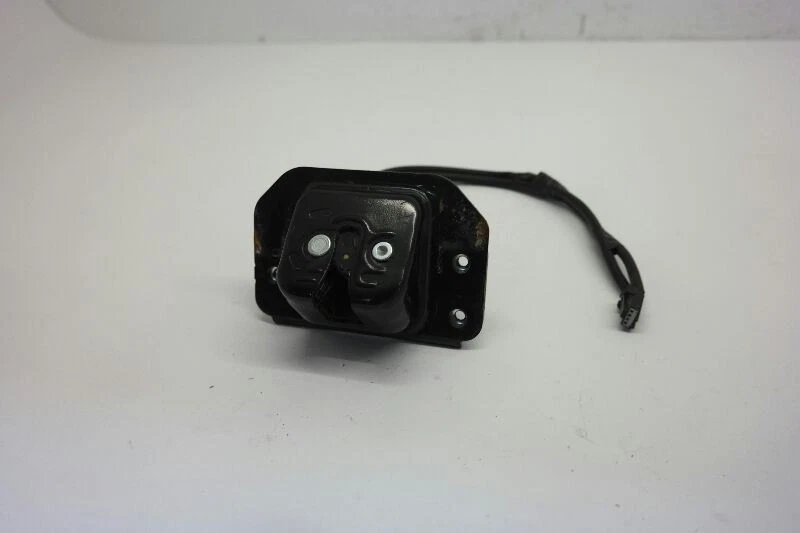 Actuador de bloqueo de tapa de maletero Ford Edge 2008 Foto 2 de 4