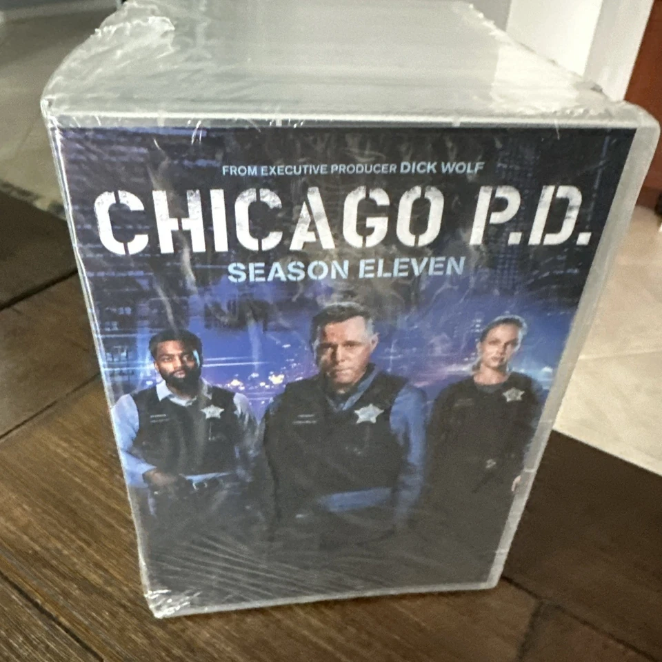 New: Sealed Chicago P.D., seasons 1 through 11 (DVD Set) - Image 4 of 4