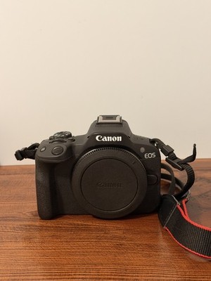 MINT Canon EOS R50 24.2 MP Mirrorless Camera Black (Body Only) Battery + Charger