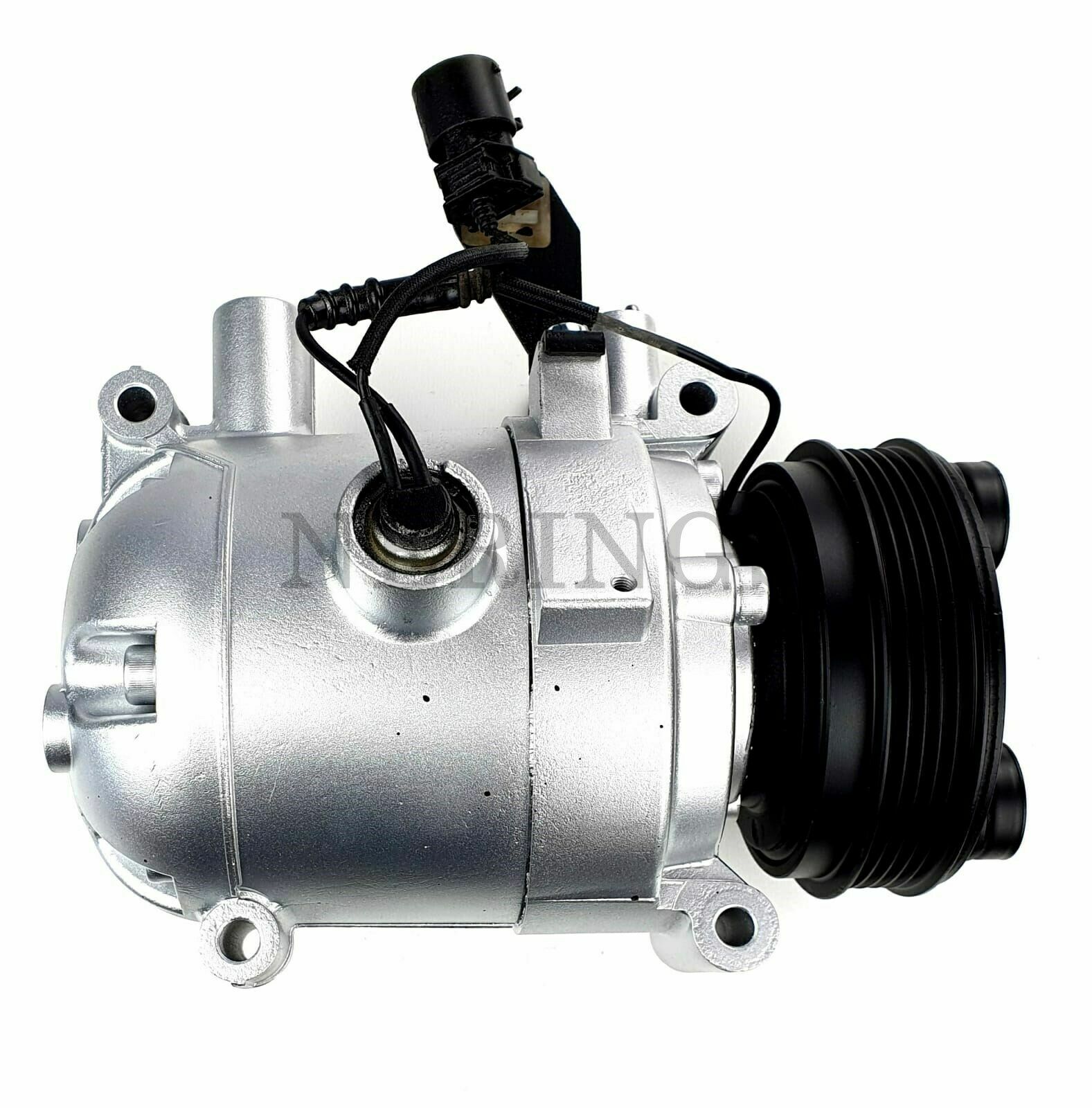 AC Compressor BMW 3 E36 / 5 E34 64528390339 64528391137 Reman 