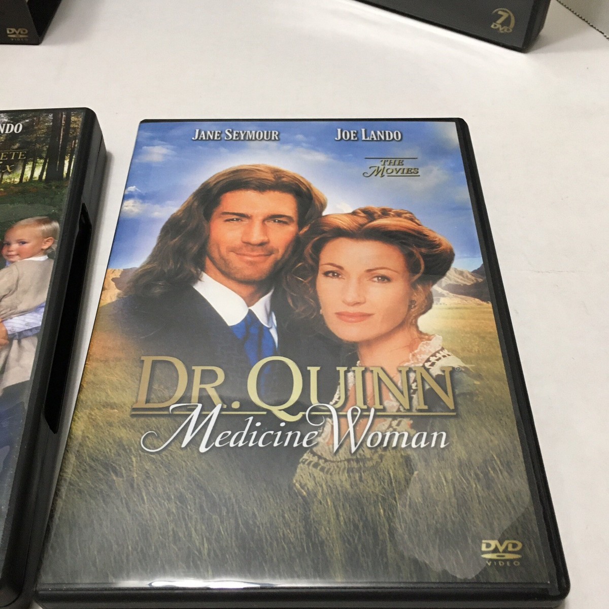 ⑥ ドクタークイーン　DVD Amazon.com: Dr. Quinn, Medicine Woman: The Complete Series (25th