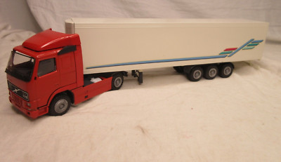 CONRAD VOLVO F12 GLOBETROTTER SEMI TRUCK w/ REEFER TRAILER 1/50