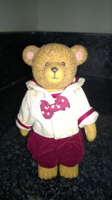 Vintage Russ Teddy Town Teddybär Kunststoff Figur Kleid in seinem kleinen Jungen Anzug
