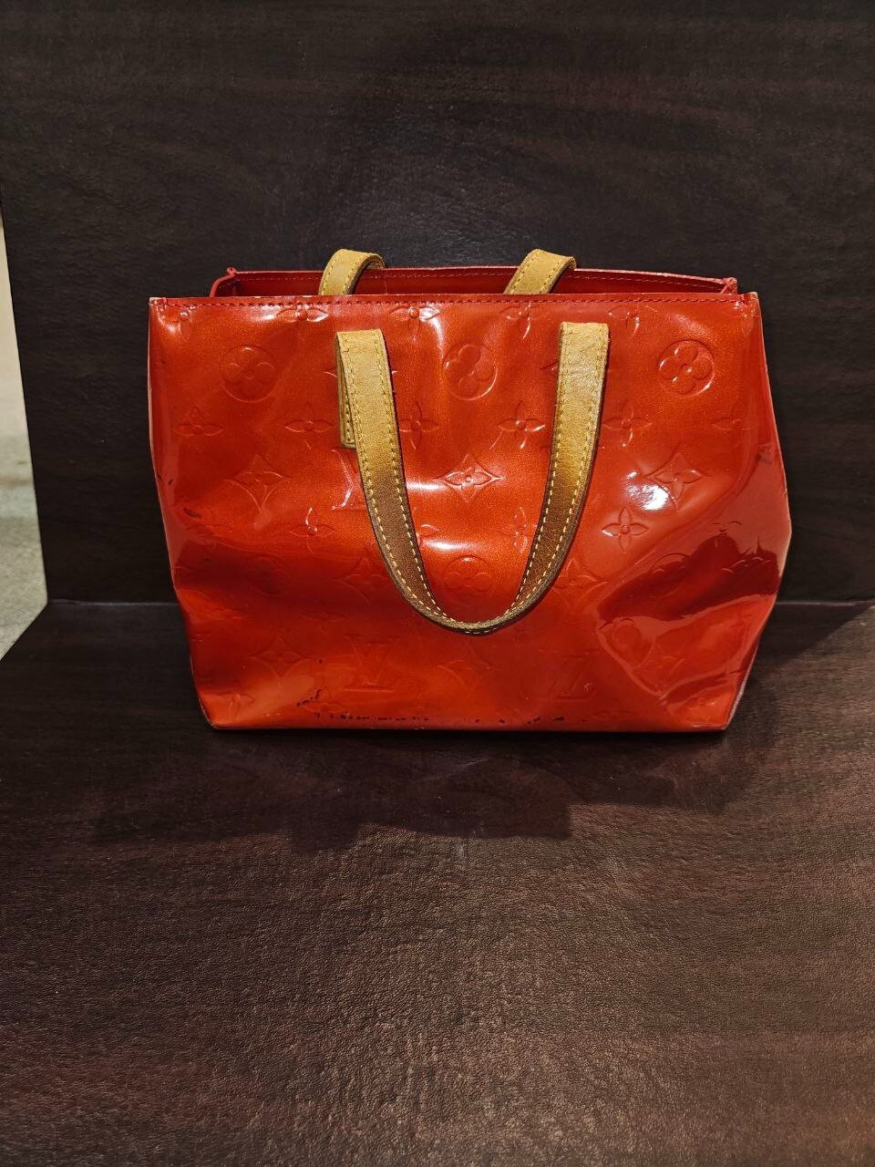 Louis Vuitton Reade Shoulder Bag PM Red Leather
