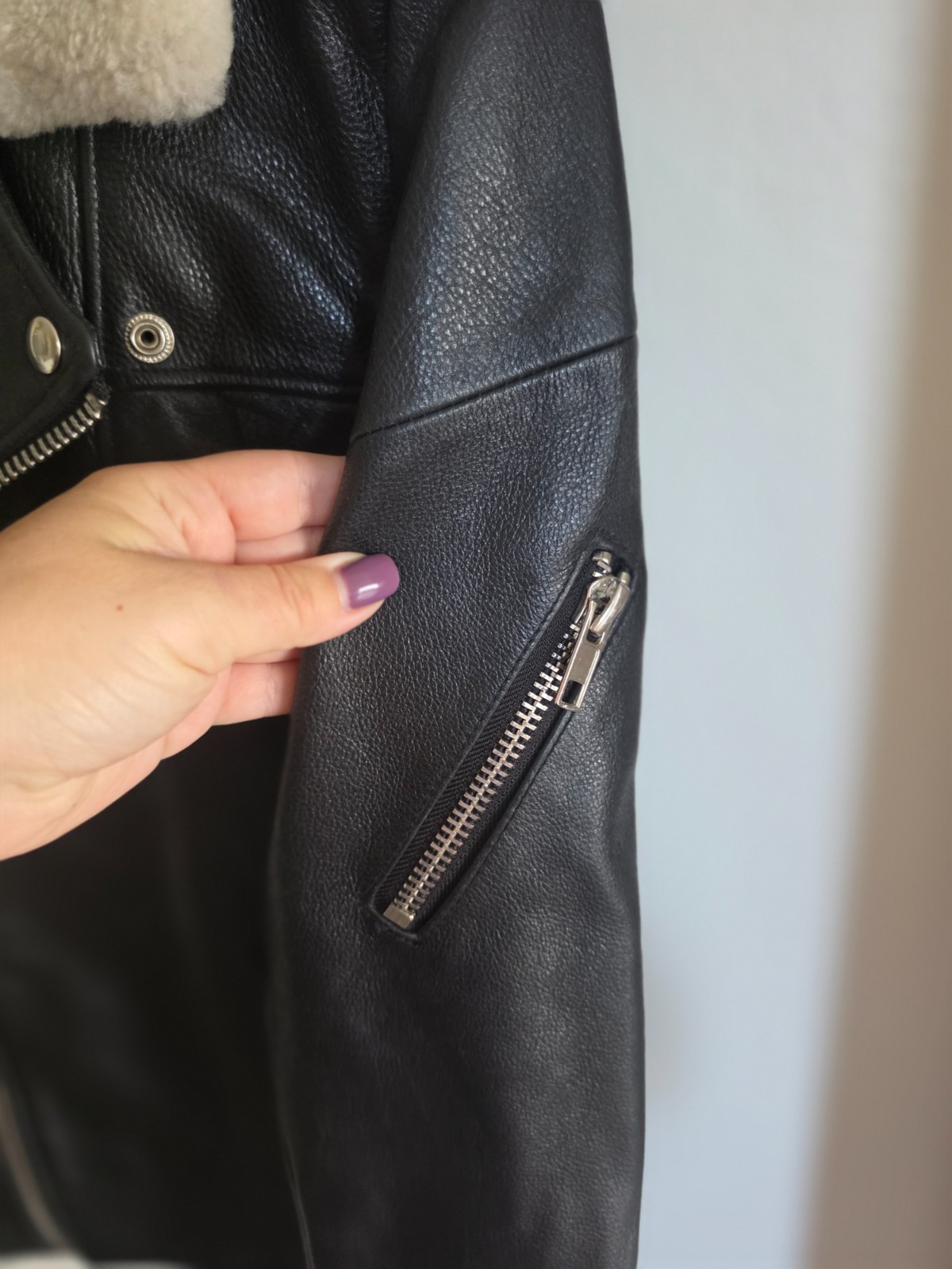 Pele Che Coco Reworked Leather Moto Jacket Sherpa Collar Black Size M image 6