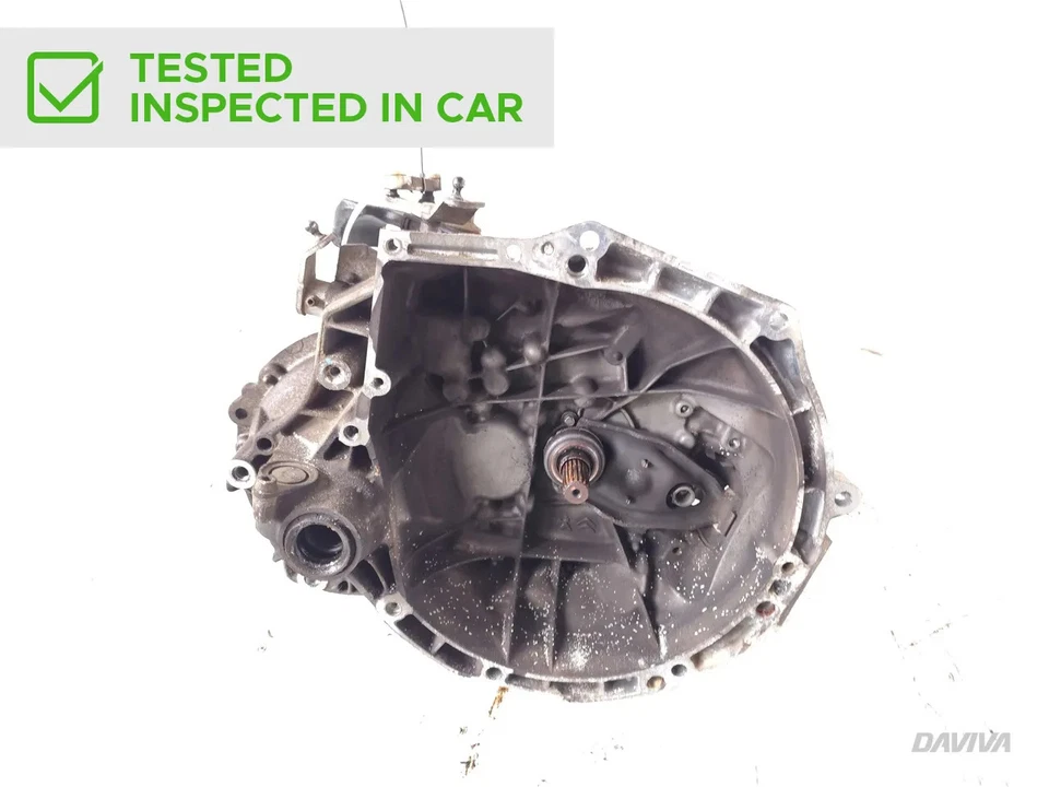 Peugeot 208 5-Gang-Schaltgetriebe 1.2 VTi 82 Benzin 60kW (82 HP) 9678376580 2013 - Image 2 of 4