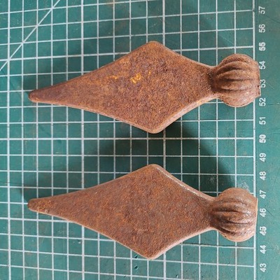 2 x Speerplatte schweißbar Schmiedeeisen Schienenköpfe Endstücke für Tore 