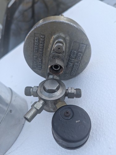 Binks Model 80-228 Steadi-Grip Paint Sprayer Pot Pressure Tank w ...