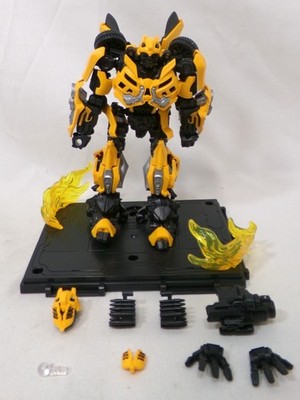 Blokees Transformers Classic Class 2 Dark of the Moon Bumblebee Model Kit Figure