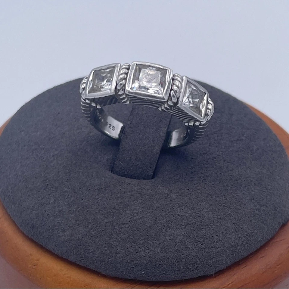 Anel Judith Ripka 3 pedras prata esterlina anel CZ motivo cabo pulseira designer - Imagem 4 de 4