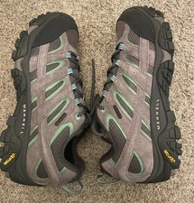 Merrell Moab 2 Women’s 10 Drizzle/Mint Hiking Waterproof Lace Up Vibram New Box