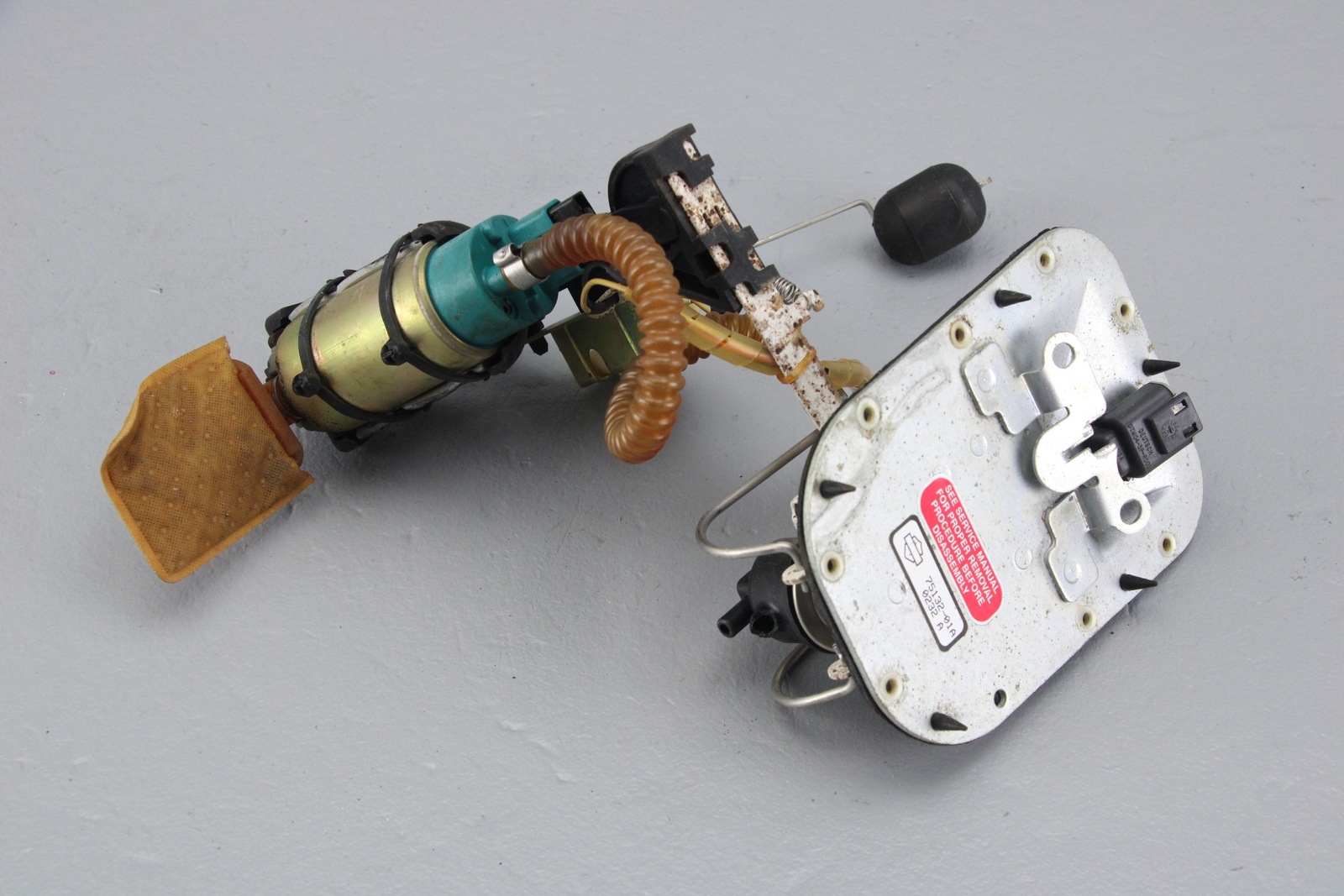 2002 Harley Softail Fuel Gas Pump + Top Plate COMPLETE 8,000 miles eBay