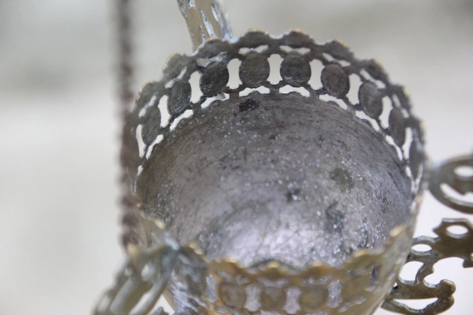 Encensoir en laiton. XVIIIe/XIXe siècle. - Photo 3/4