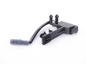NEW BMW E31 850CI COUPE HEATED SPRAY NOZZLE 61661383183 ORIGINAL 