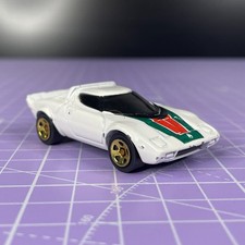 RARE COLLECTIBLE 2001 HOT WHEELS LANCIA STRATOS WHITE GREEN RED Loose