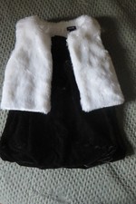 Ensemble 2 pièces vêtements pour  poupon ou BB